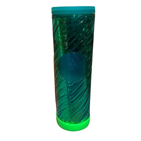 💚 Starbucks 2022 Holiday Candy Cane Swirl Tumbler with Lime Green Bumper NEW - Picture 9 of 12